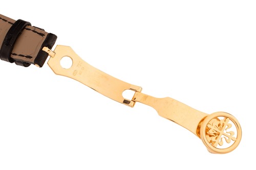Lot 223 - Patek Philippe – A Fine 18ct Rose Gold World...