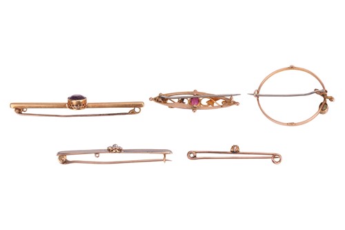 Lot 45 - A collection of five gem-set brooches;...