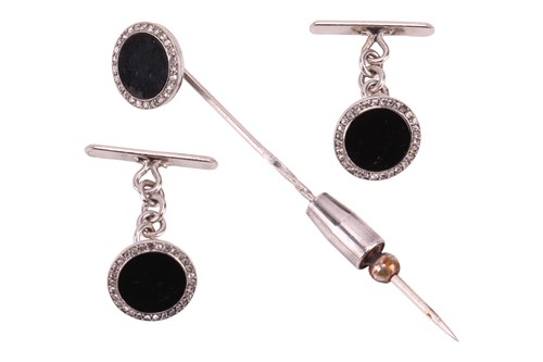 Lot 41 - Cartier - A pair of Art Deco cufflinks and a...