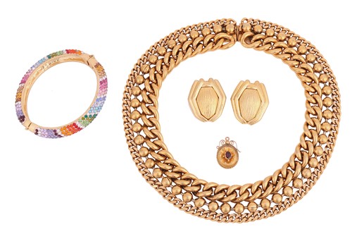 Lot 58 - A group lot of jewellery to include a...