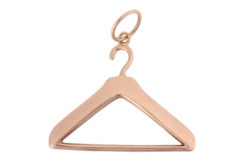 Lot 65 - A novelty pendant, depicting a clothes hanger,...