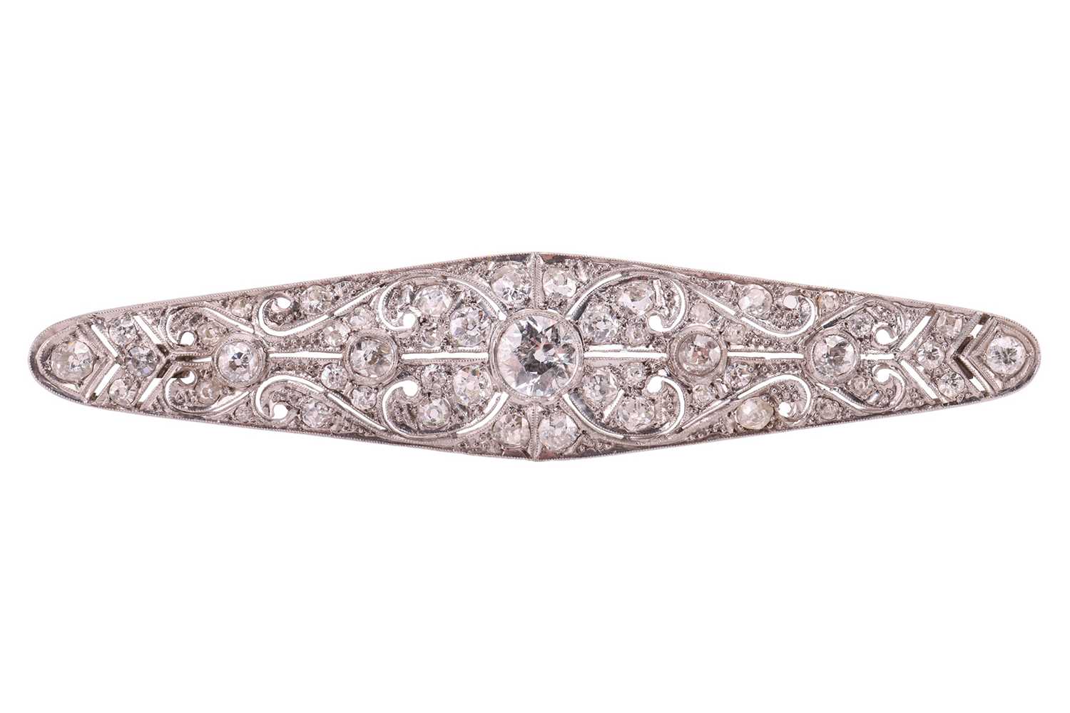 Lot 39 - An early 20th century diamond-set bar brooch,...