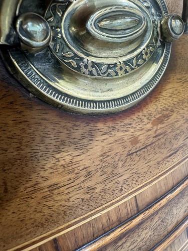 Lot 87 - A fine George III mahogany and satinwood...