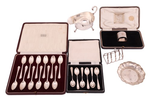 Lot 286 - A silver sauce boat, London 1908 by Horace...