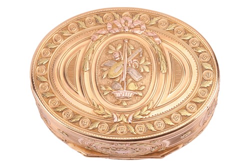 Lot A Louis XV vari-coloured snuff box, of oval...