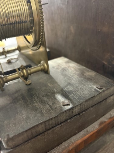 Lot 21 - A William & Mary walnut and marquetry 8-day...