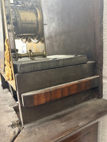 Lot 21 - A William & Mary walnut and marquetry 8-day...