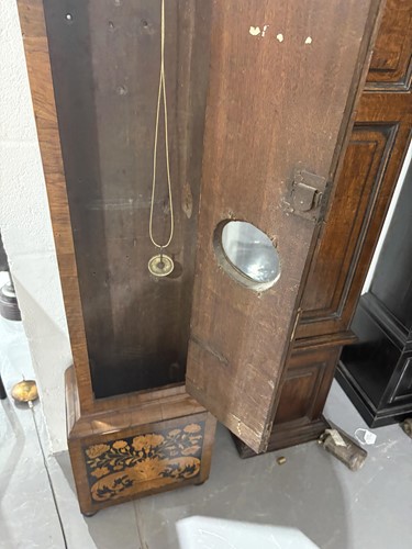 Lot 21 - A William & Mary walnut and marquetry 8-day...