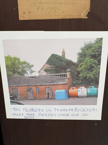 Lot 24 - A George III mahogany 8-day wall clock with...