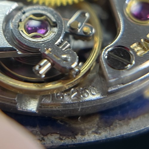 Lot Patek Philippe x Asprey – A Diamond-Set Dress...