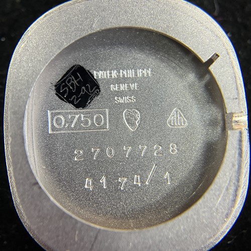 Lot Patek Philippe x Asprey – A Diamond-Set Dress...