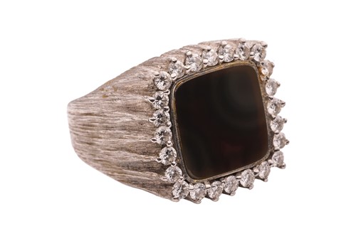 Lot IWC - a diamond and onyx gentlemen’s suite...