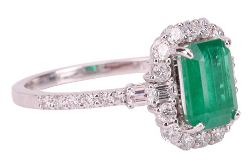 Lot An emerald and diamond-set cluster ring,...