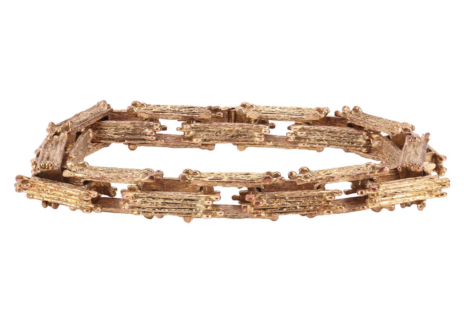 Lot A Brutalist link bracelet in 9ct yellow gold,...