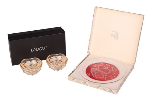 Lot 170 - A pair of Lalique 'Vibration' pattern glass...