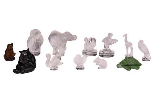 Lot A large collection of Lalique crystal glass...