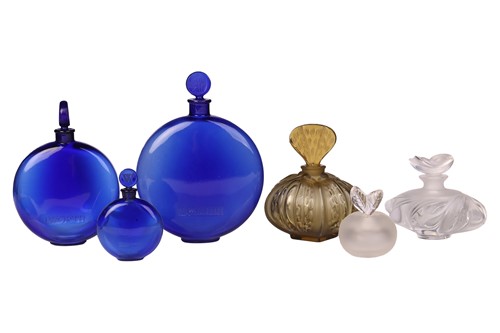 Lot 171 - A Lalique contemporary olive 'Mirabel' scent...