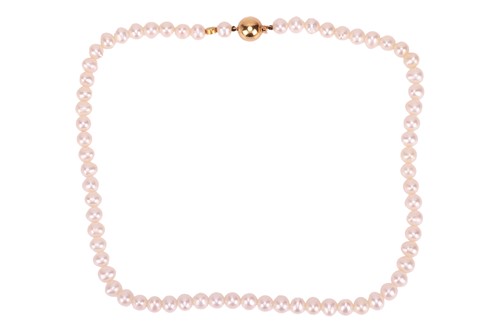 Lot A cultured pearl necklace, comprising a single...