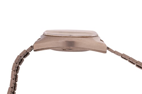 Lot Omega - A Seamaster 'Reverse Panda'...