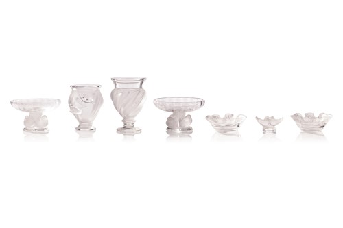 Lot A small group of contemporary Lalique crystal...