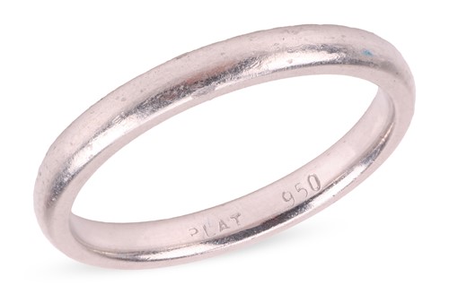 Lot 134 - A wedding band, of plain and polished design,...