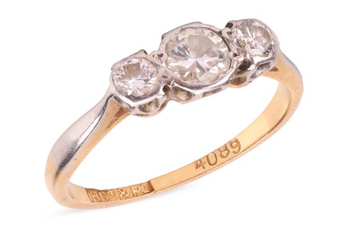 Lot 19 - A diamond trilogy ring, with an estimated...