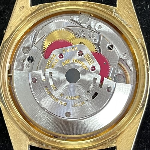 Lot Rolex – An ‘18K’ Oyster Perpetual Day-Date 36...