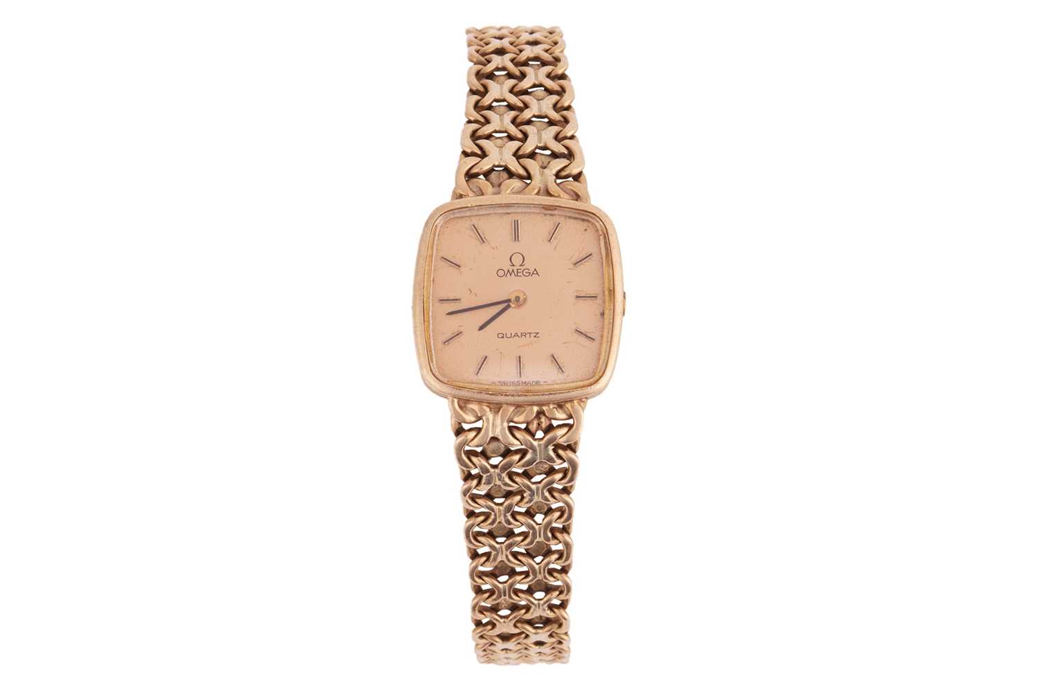 Lot Omega – A 9ct Gold Dress Watch Bezel: Smooth...