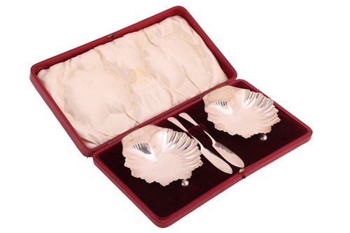 Lot 151 - A pair of silver shell butter dishes and...