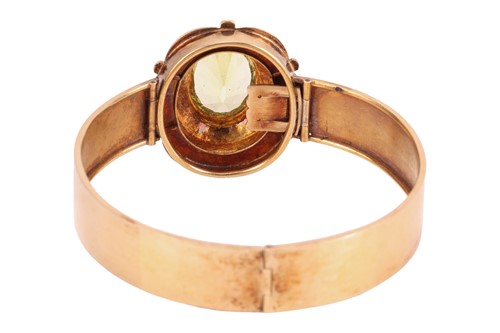 Lot A Victorian floral hinged bangle set with...