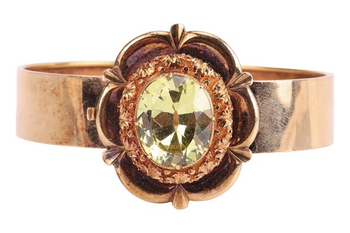 Lot A Victorian floral hinged bangle set with...