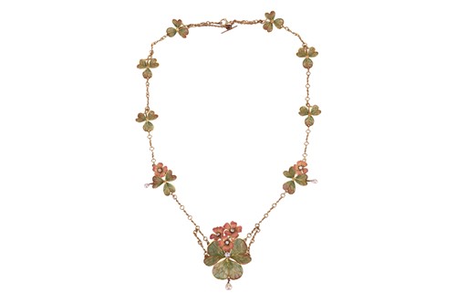 Lot An Art Nouveau shamrock plique-à-jour enamel...