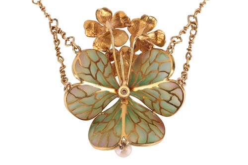Lot An Art Nouveau shamrock plique-à-jour enamel...