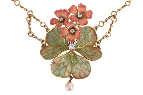 Lot An Art Nouveau shamrock plique-à-jour enamel...