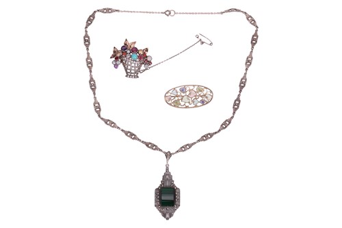 Lot 70 - An Art Deco necklace the two brooches; the...