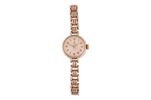 Lot 271 - Tudor – A 9ct Gold Dress Watch Serial: 332510...