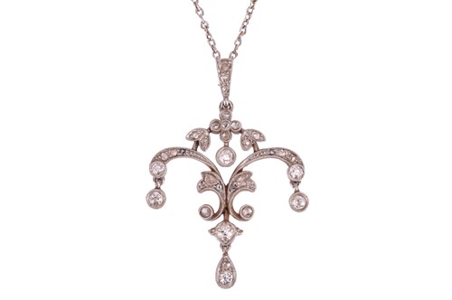 Lot 58 - An early 20th century diamond pendant necklace,...