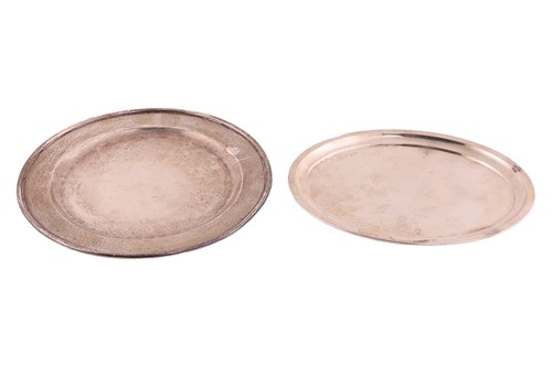 Lot 352 - An early 20th Century American teapot stand;...