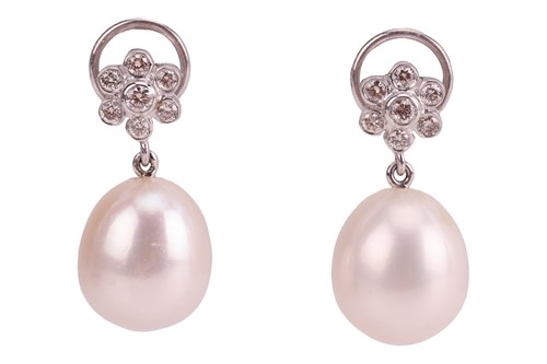 Lot 160 - A pair of cultured pearl drop earrings set...