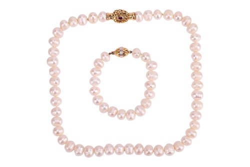 Lot 122 - A cutlured pearl, ruby and diamond necklace...