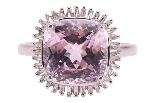 Lot 112 - A kunzite ballerina ring in 9ct white gold,...