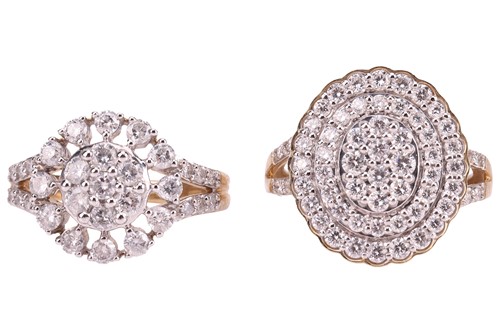 Lot 16 - A pair of diamond-set diamond cluster rings,...