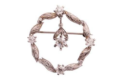 Lot 52 - A wreath brooch set with old-cut diamonds, of...