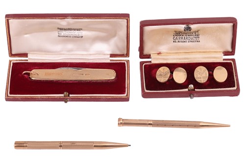 Lot 308 - A mixed group of items comprising a 9ct gold...
