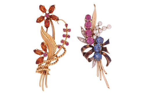 Lot 83 - A pair of gem-set brooches, 1st) the petals...