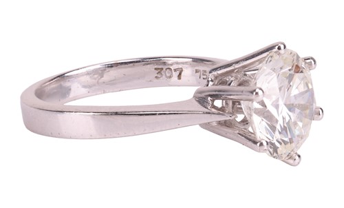 Lot 260 - A diamond solitaire ring, featuring a round...