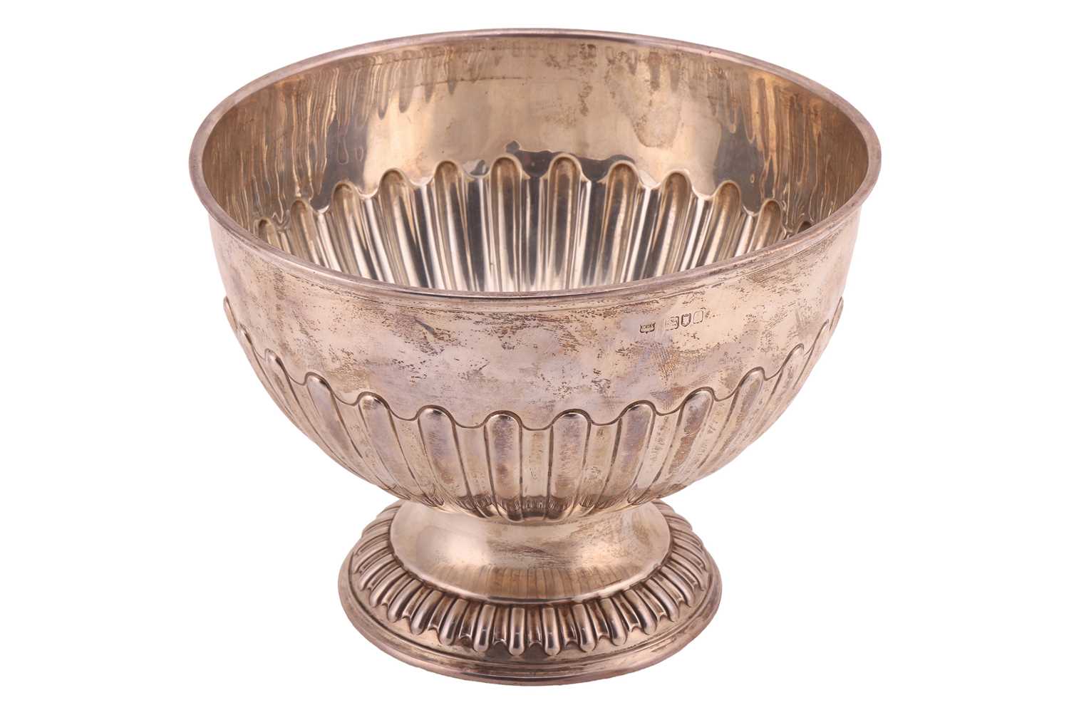 Lot A silver punch bowl, by Searle & Co (Walter...
