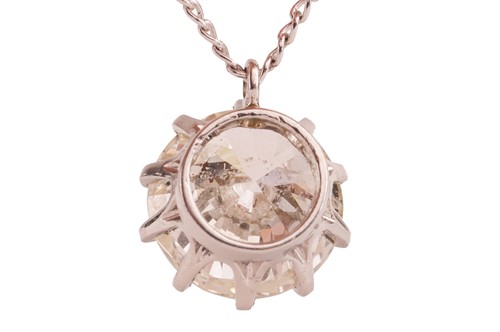 Lot A diamond pendant on chain, featuring a...