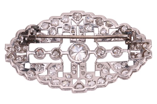 Lot An old-cut diamond brooch, with an estimated...