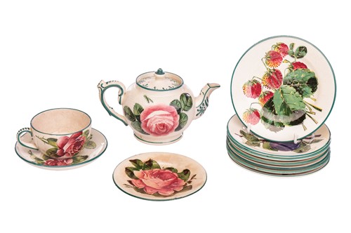 Lot 173 - A collection of Wemyss Ware, comprising a...